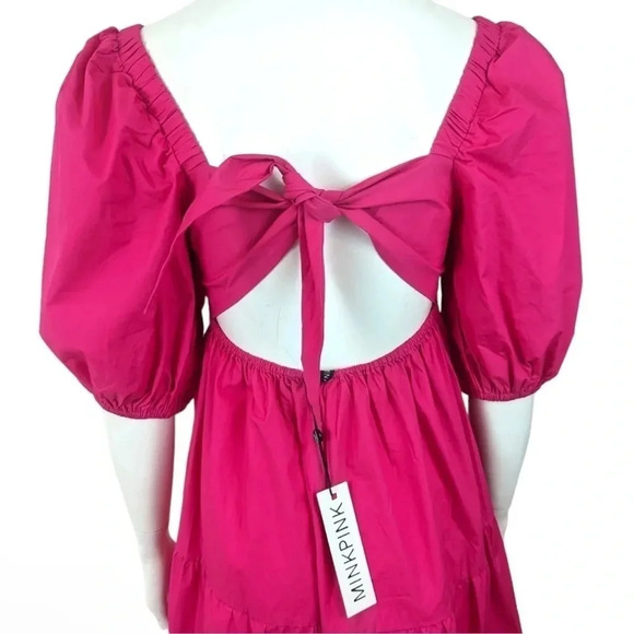 🍀 MINKPINK NWT YASAMINE TIERED RASPBERRY DRESS SIZE MEDIUM - Picture 2 of 7